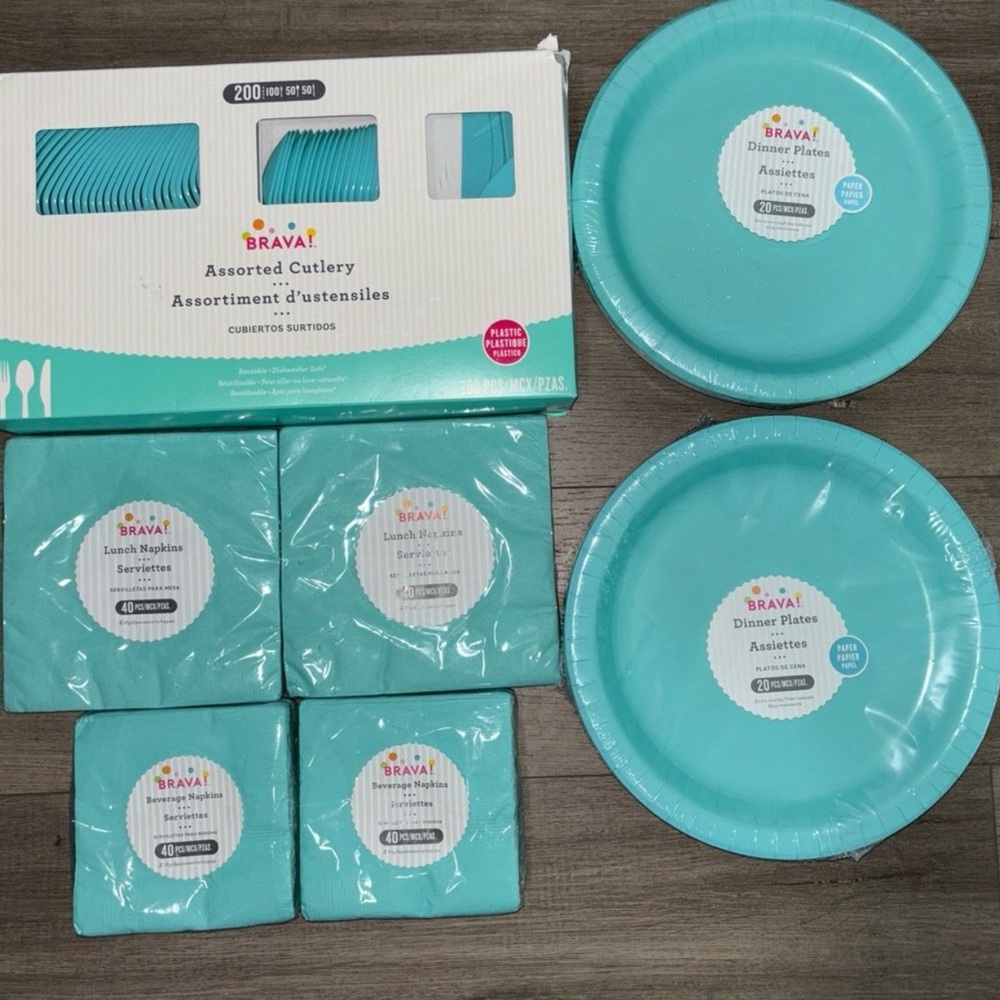 Blue tableware set